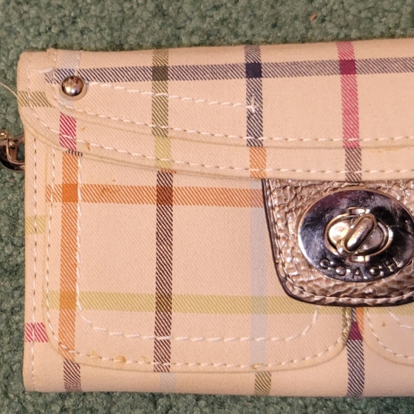 Coach Wallet - Picture 3 of 9